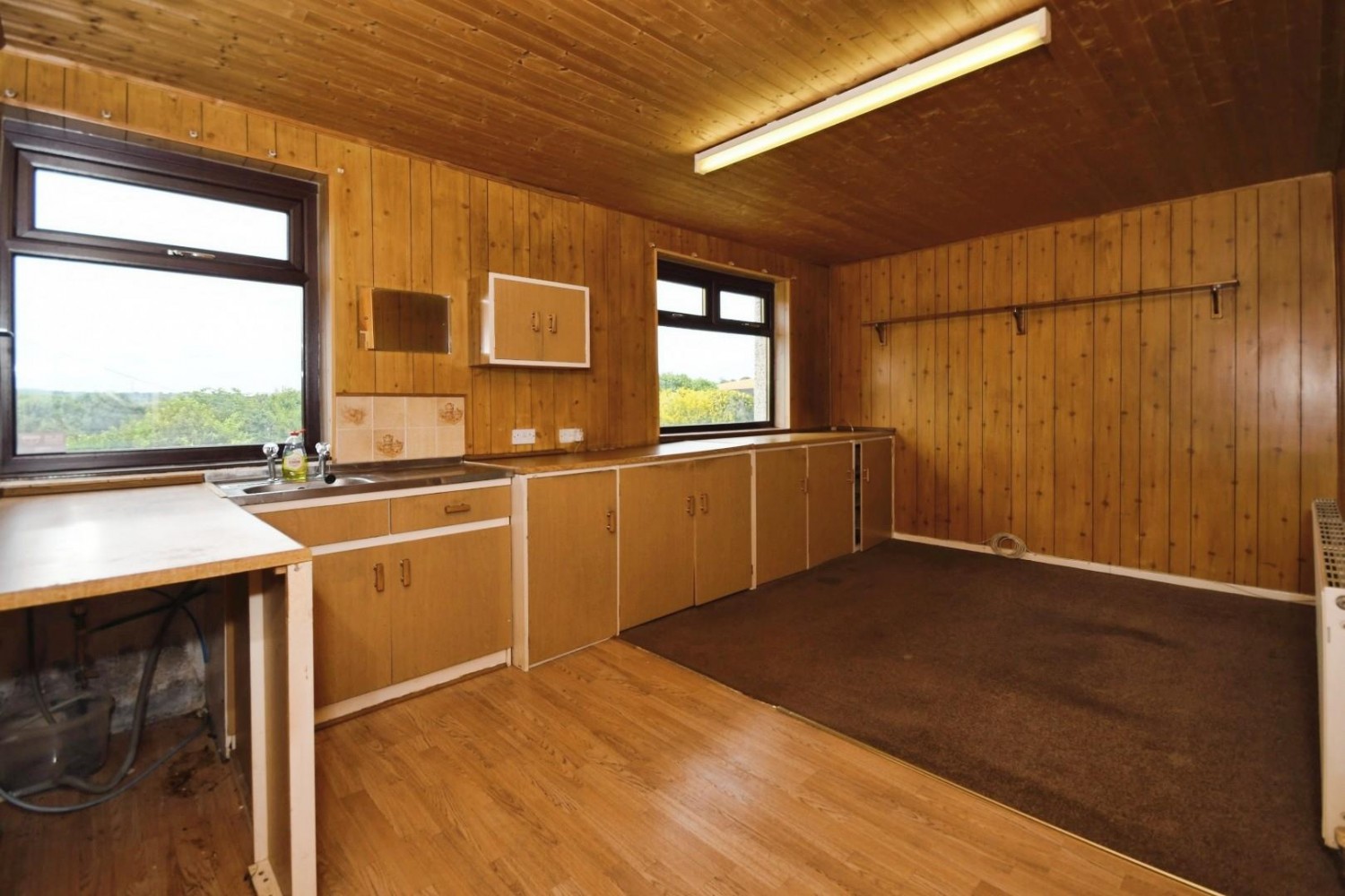 Ash Grove, Mastin Moor, Chesterfield, S43 3AW