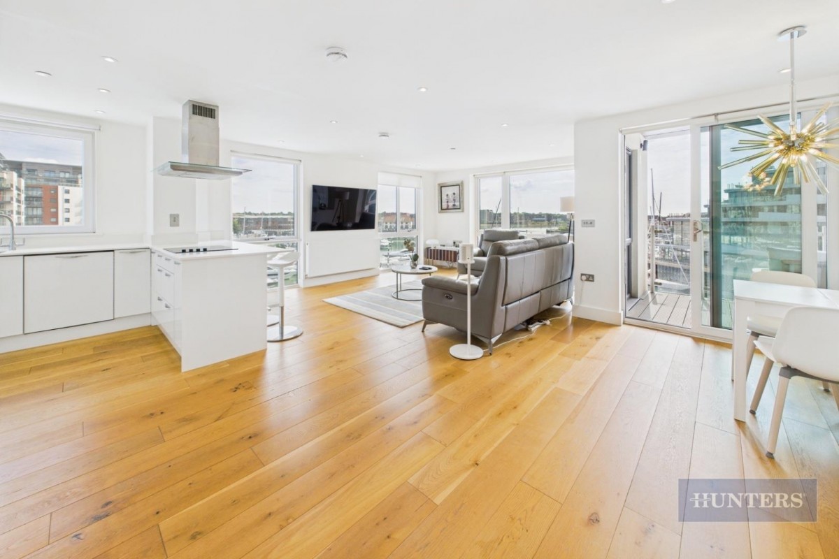 Alexandra Wharf, Ocean Village, SO14