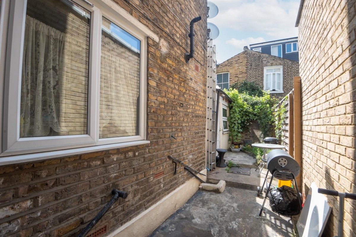 Prince George Road, London, N16