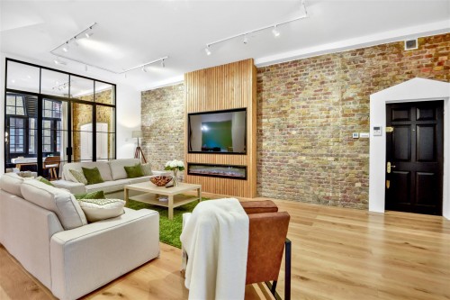 Telfords Yard, London, E1W