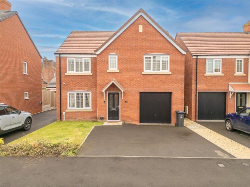 Longlands Avenue, Stourbridge, DY8 3TU