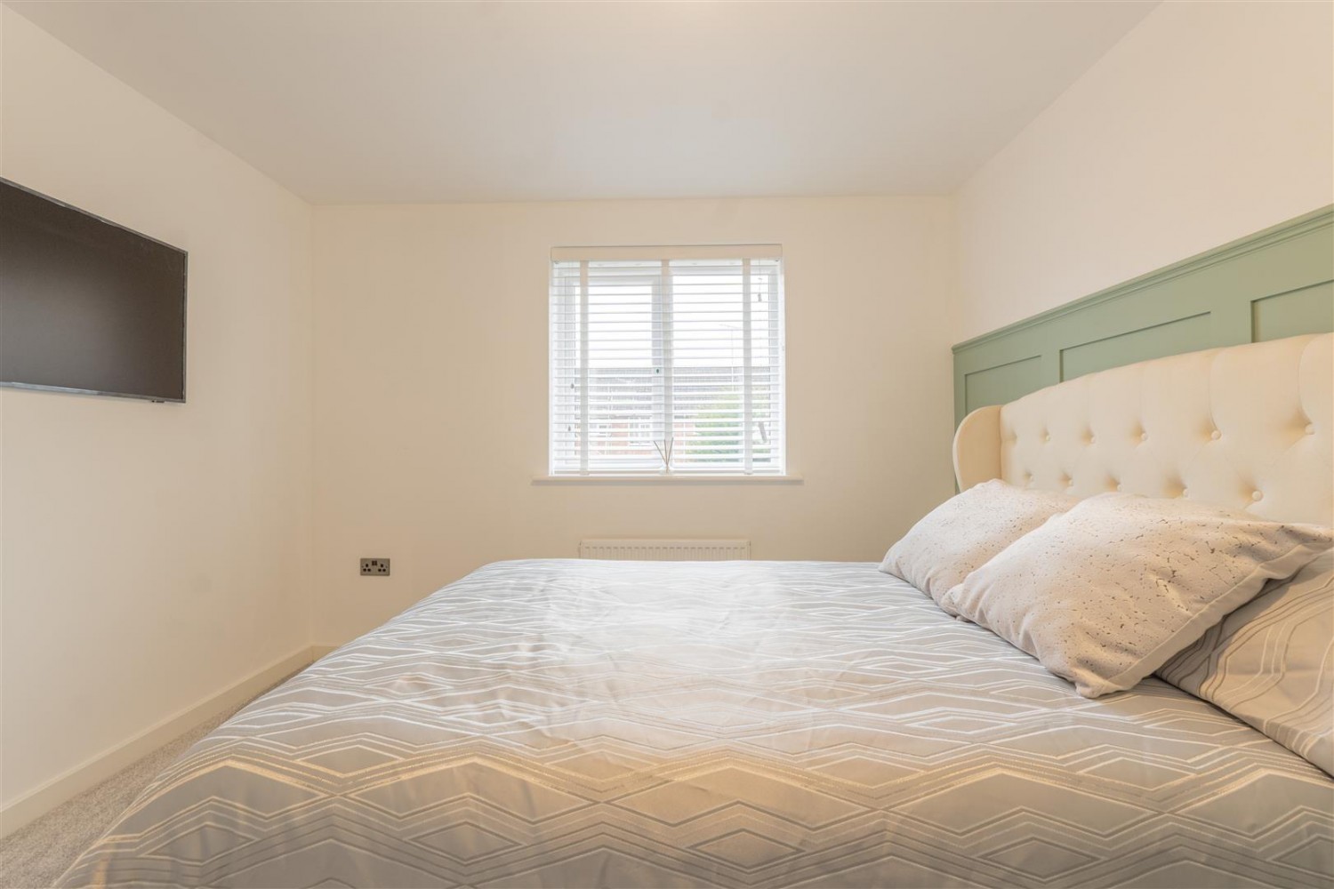 Longlands Avenue, Stourbridge, DY8 3TU