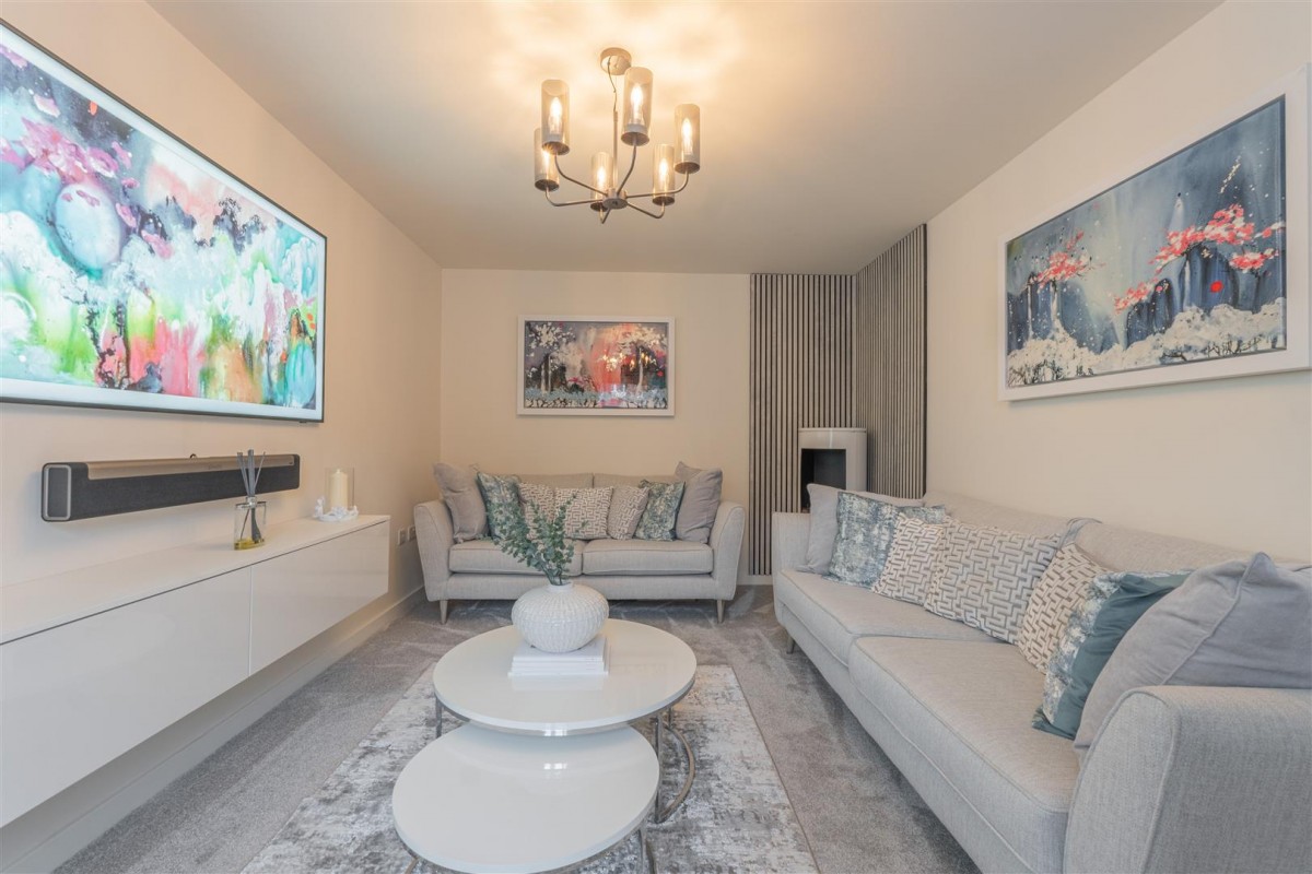 Longlands Avenue, Stourbridge, DY8 3TU