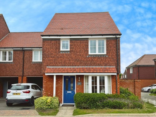 Nuthatch Drive, Finberry