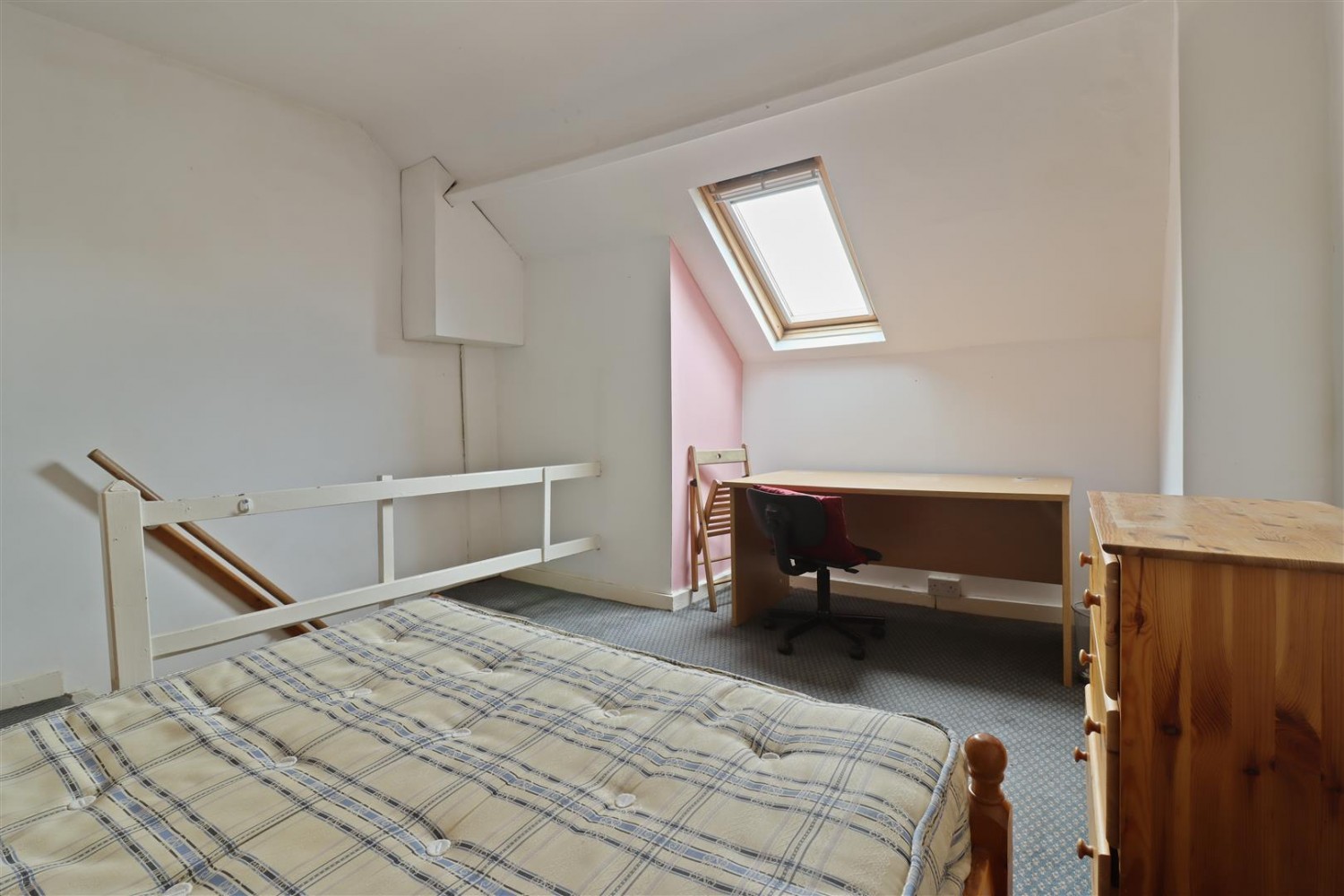 School Road, Crookes, S10