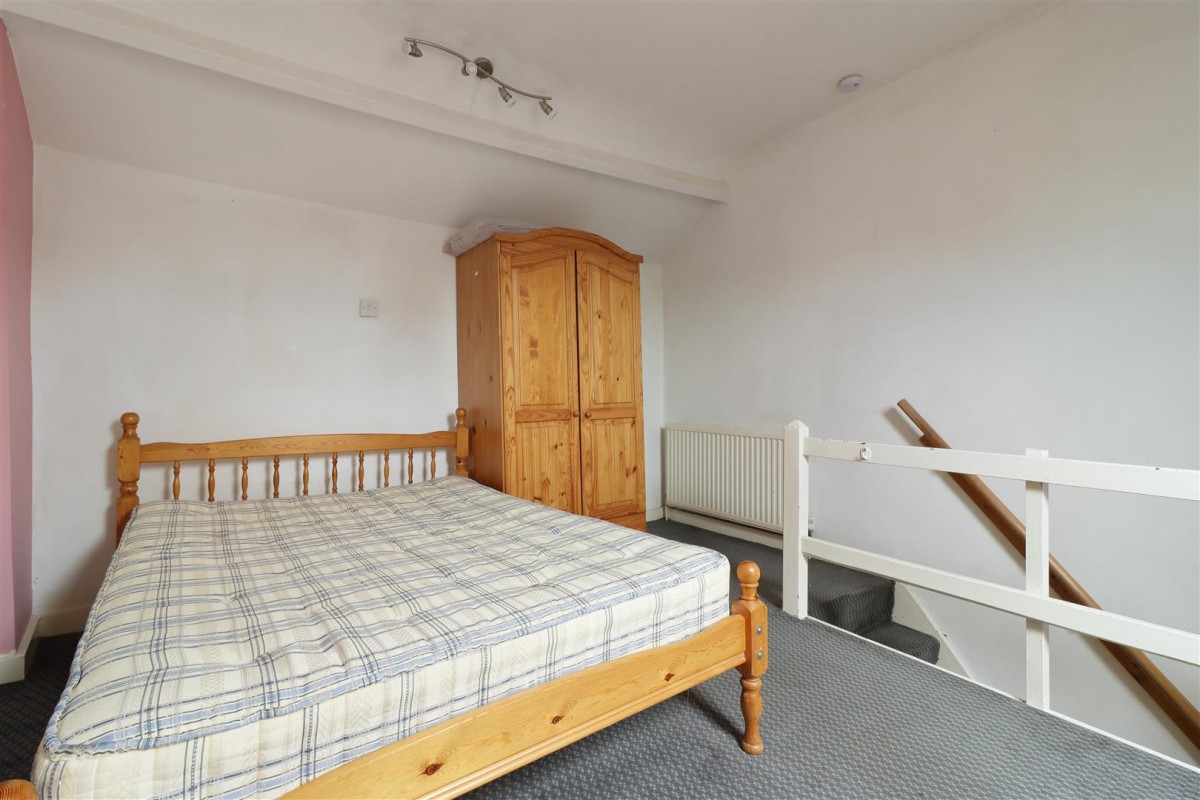 School Road, Crookes, S10