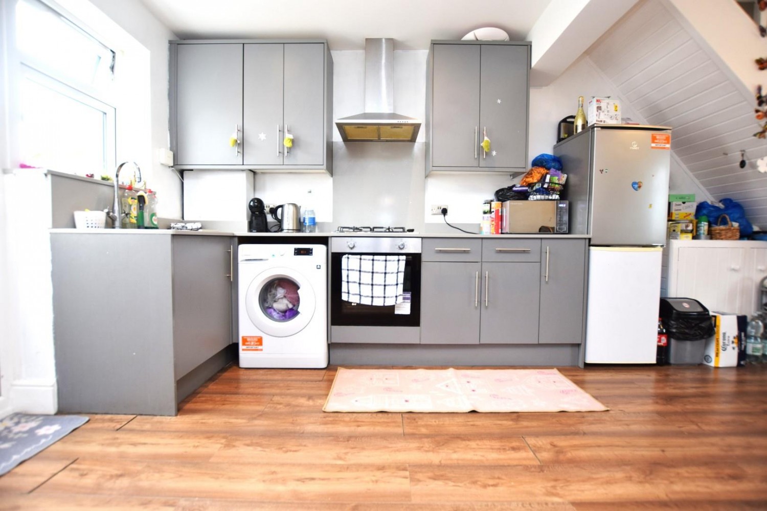 Oval Road North, Dagenham, RM10