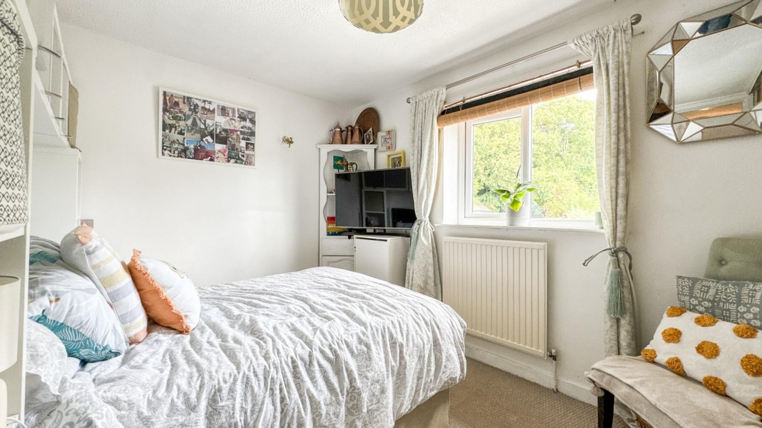 St. Johns Lane, Bedminster, BS3 5AB