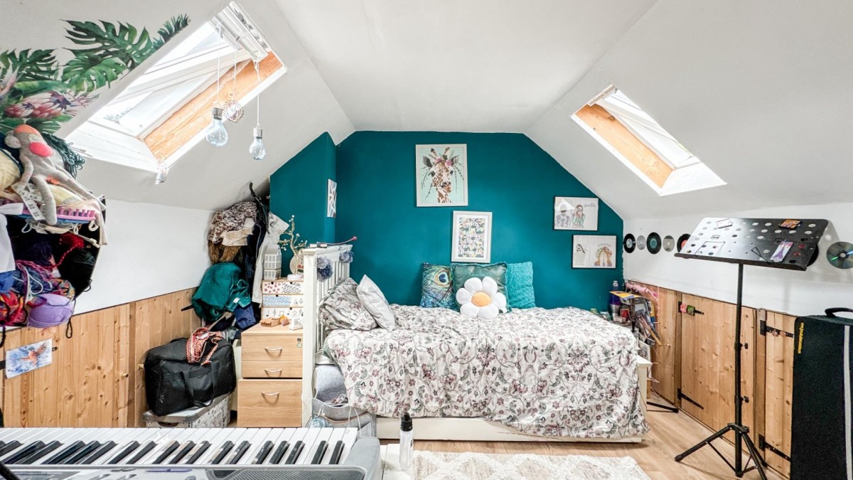 St. Johns Lane, Bedminster, BS3 5AB