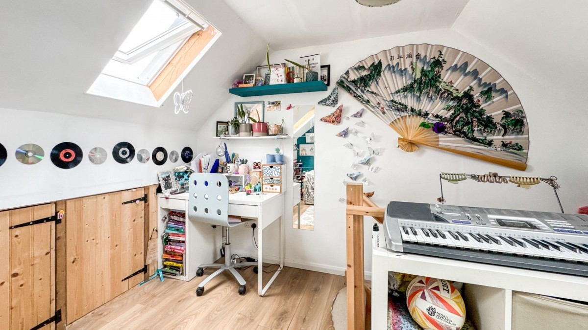 St. Johns Lane, Bedminster, BS3 5AB