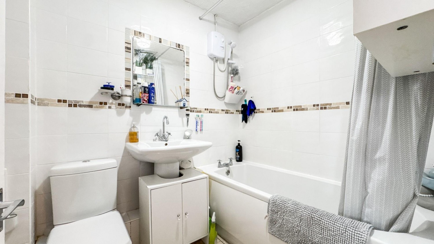 St. Johns Lane, Bedminster, BS3 5AB