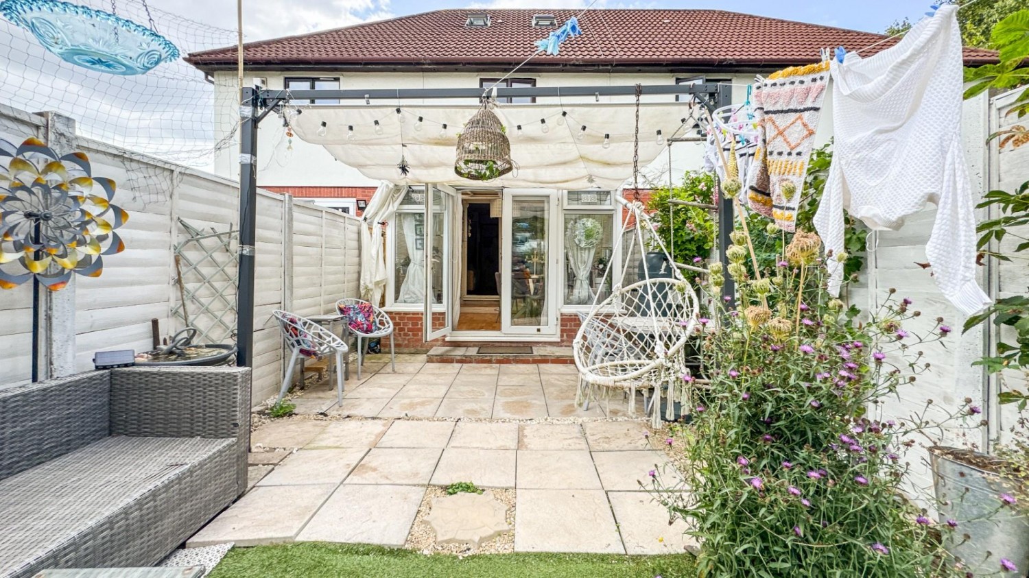 St. Johns Lane, Bedminster, BS3 5AB