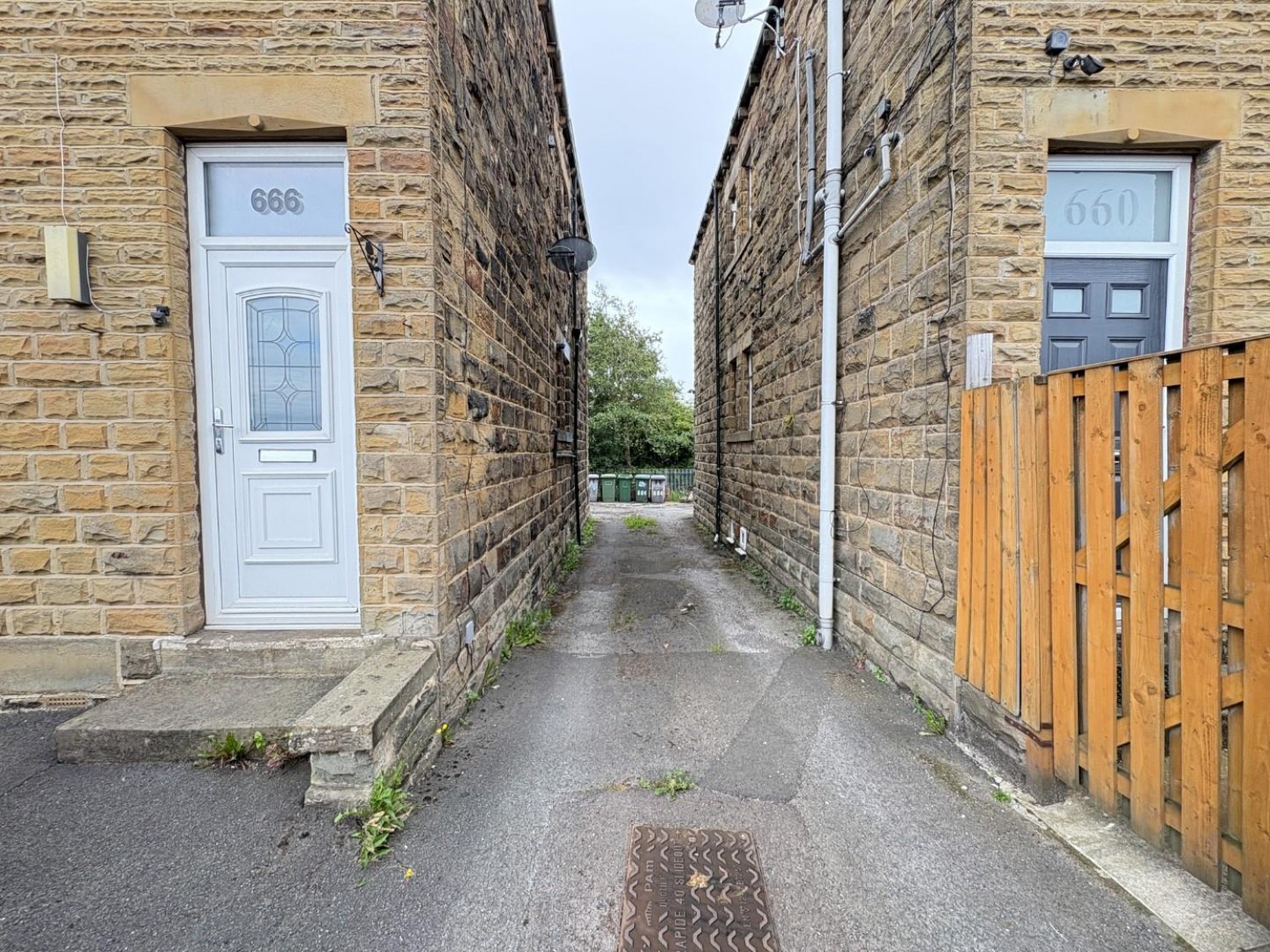 Leeds Road, Dewsbury