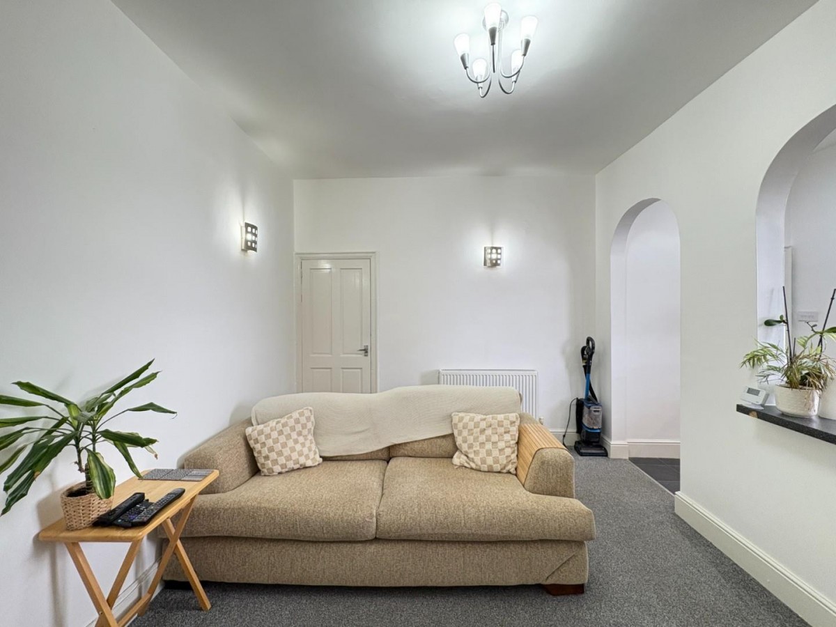 Leeds Road, Dewsbury