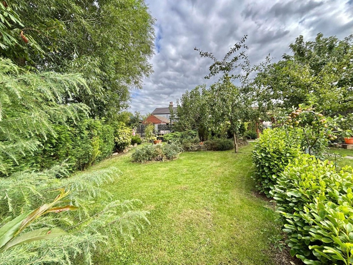 Dearne Hall Road, Barugh Green, Barnsley