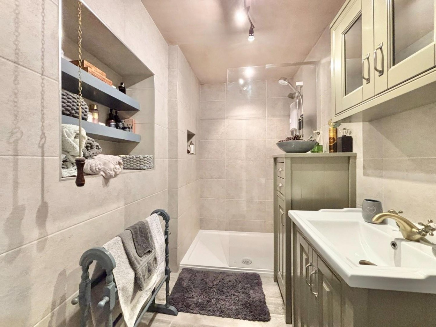 Dearne Hall Road, Barugh Green, Barnsley