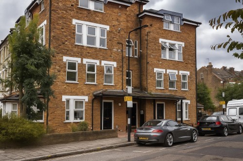 Queen Elizabeths Walk, London, N16