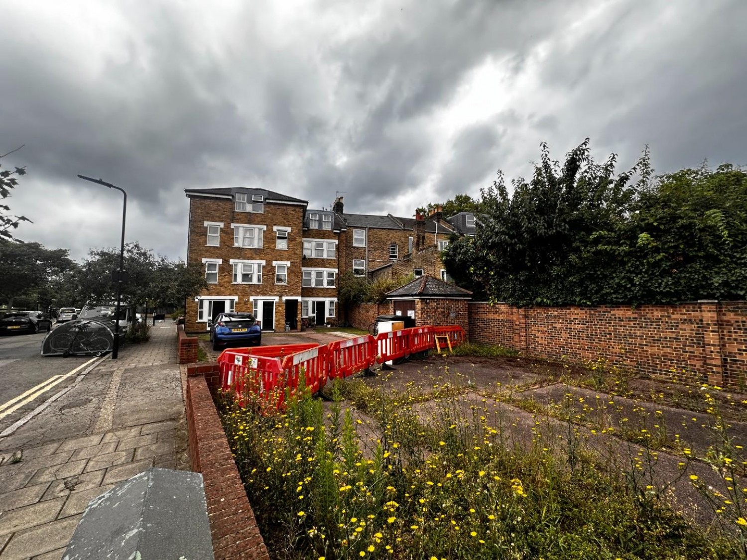 Queen Elizabeths Walk, London, N16