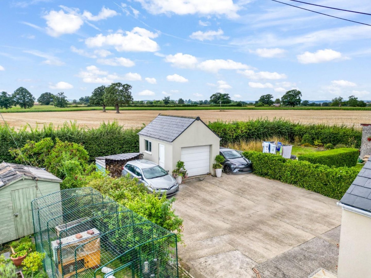 Heathfield, Alkington, Berkeley, GL13 9PL