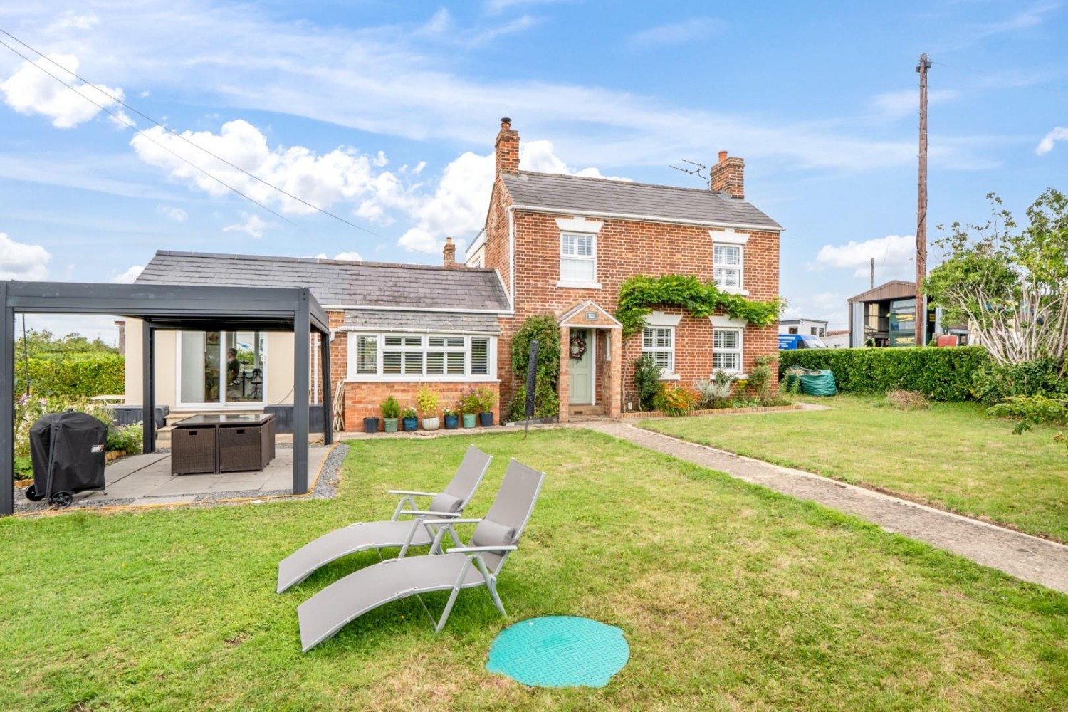 Heathfield, Alkington, Berkeley, GL13 9PL