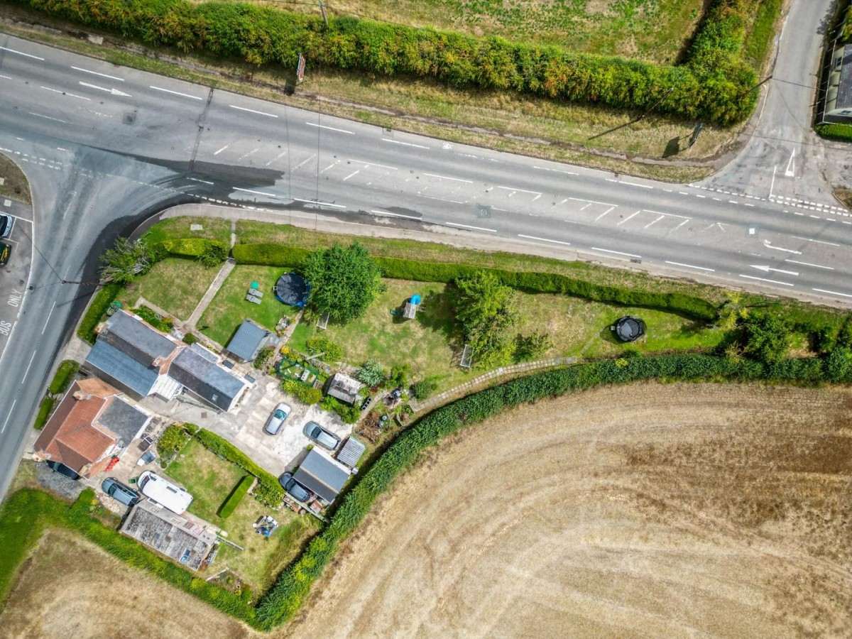 Heathfield, Alkington, Berkeley, GL13 9PL