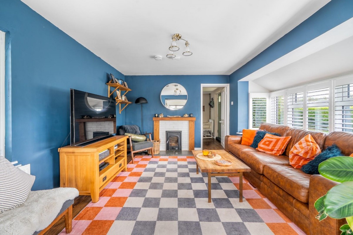 Heathfield, Alkington, Berkeley, GL13 9PL