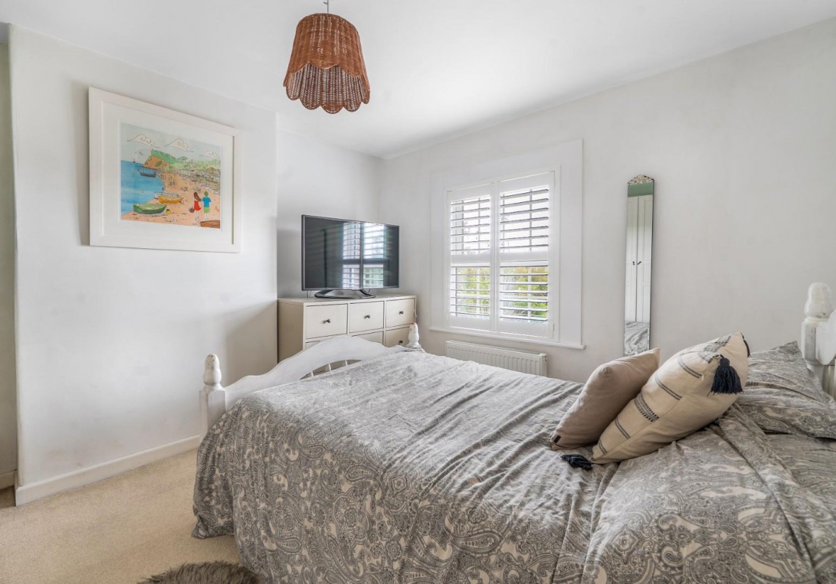 Heathfield, Alkington, Berkeley, GL13 9PL