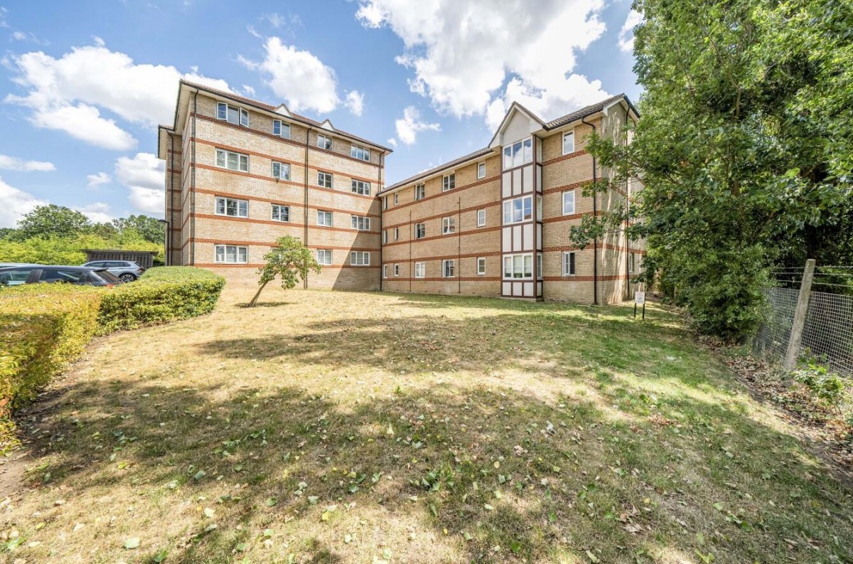 Stevenson Court, Cumberland Place, London, SE6 1BB