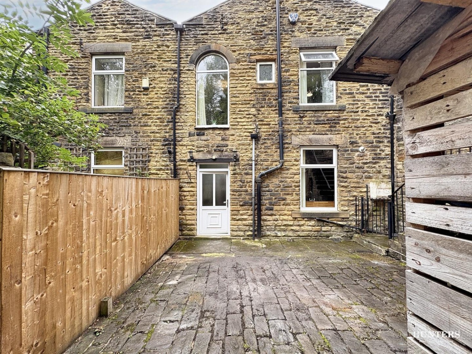 Cemetery Road, Dewsbury