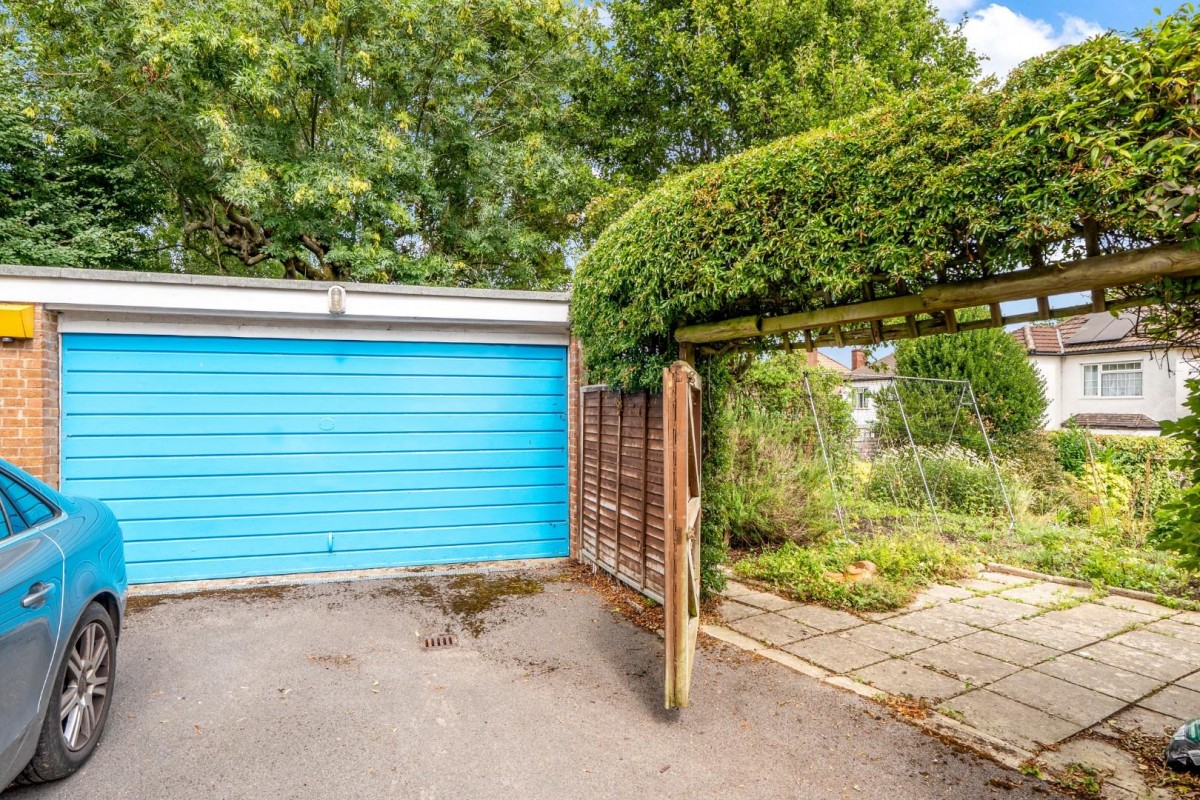 Kingshill Road, Dursley