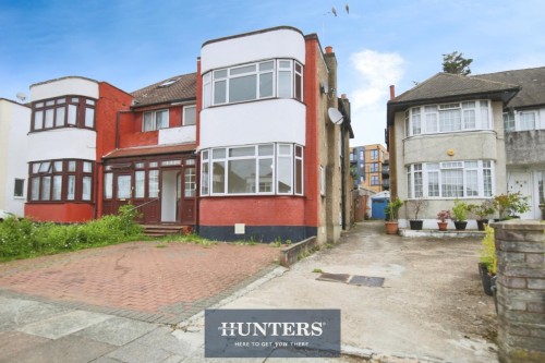 Esmar Crescent, Hendon, London, NW9