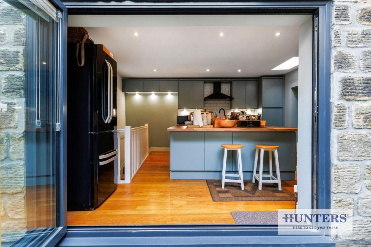 Micklefield Lane, Rawdon, Leeds