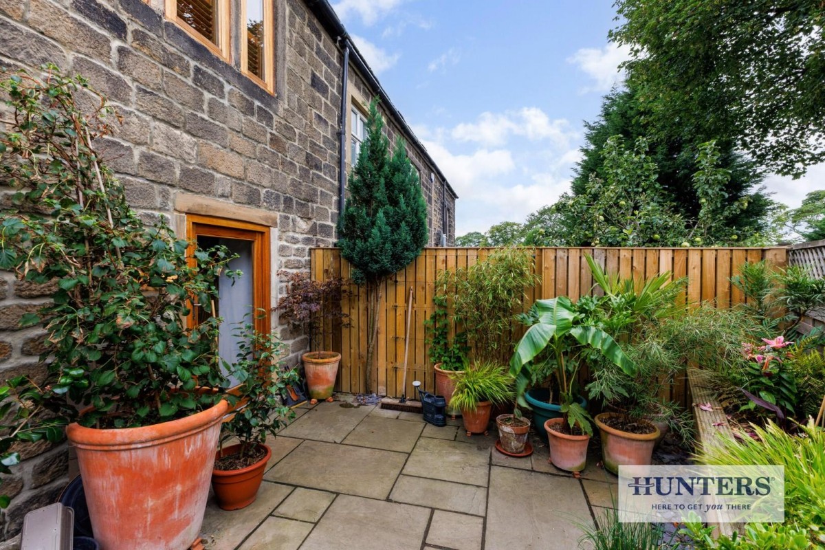 Micklefield Lane, Rawdon, Leeds