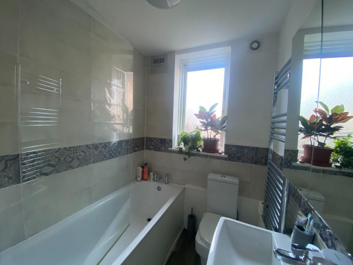 St. Albans Grove, Carshalton