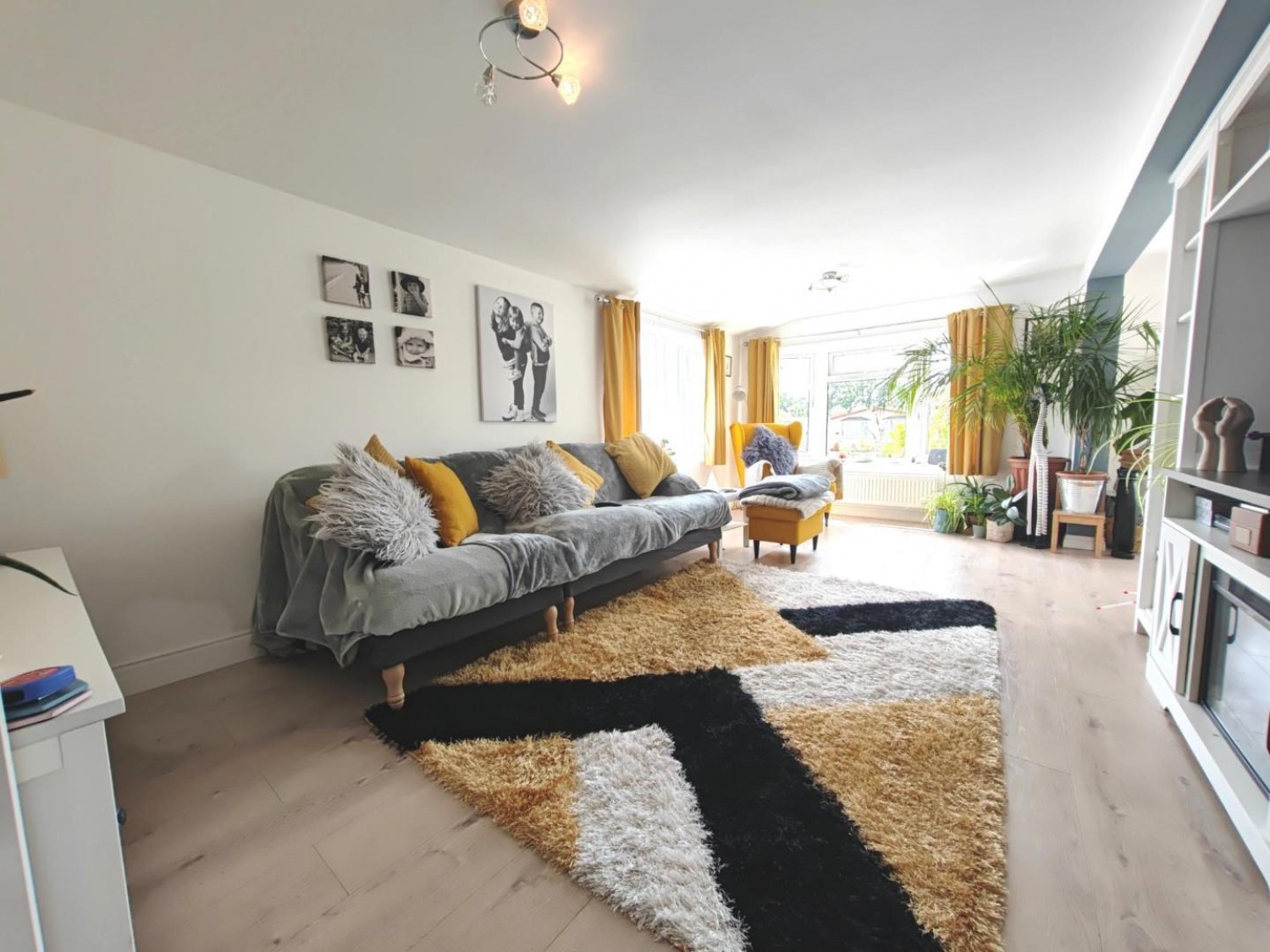 Bearwood Park, Bearwood Path, Winnersh