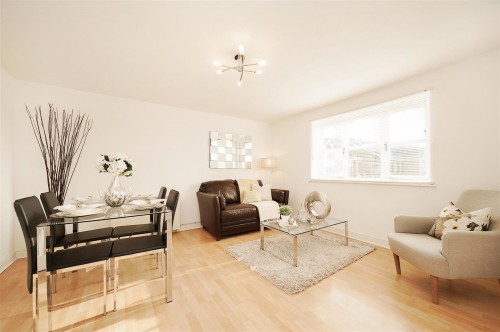 Upton Close, Cricklewood, NW2
