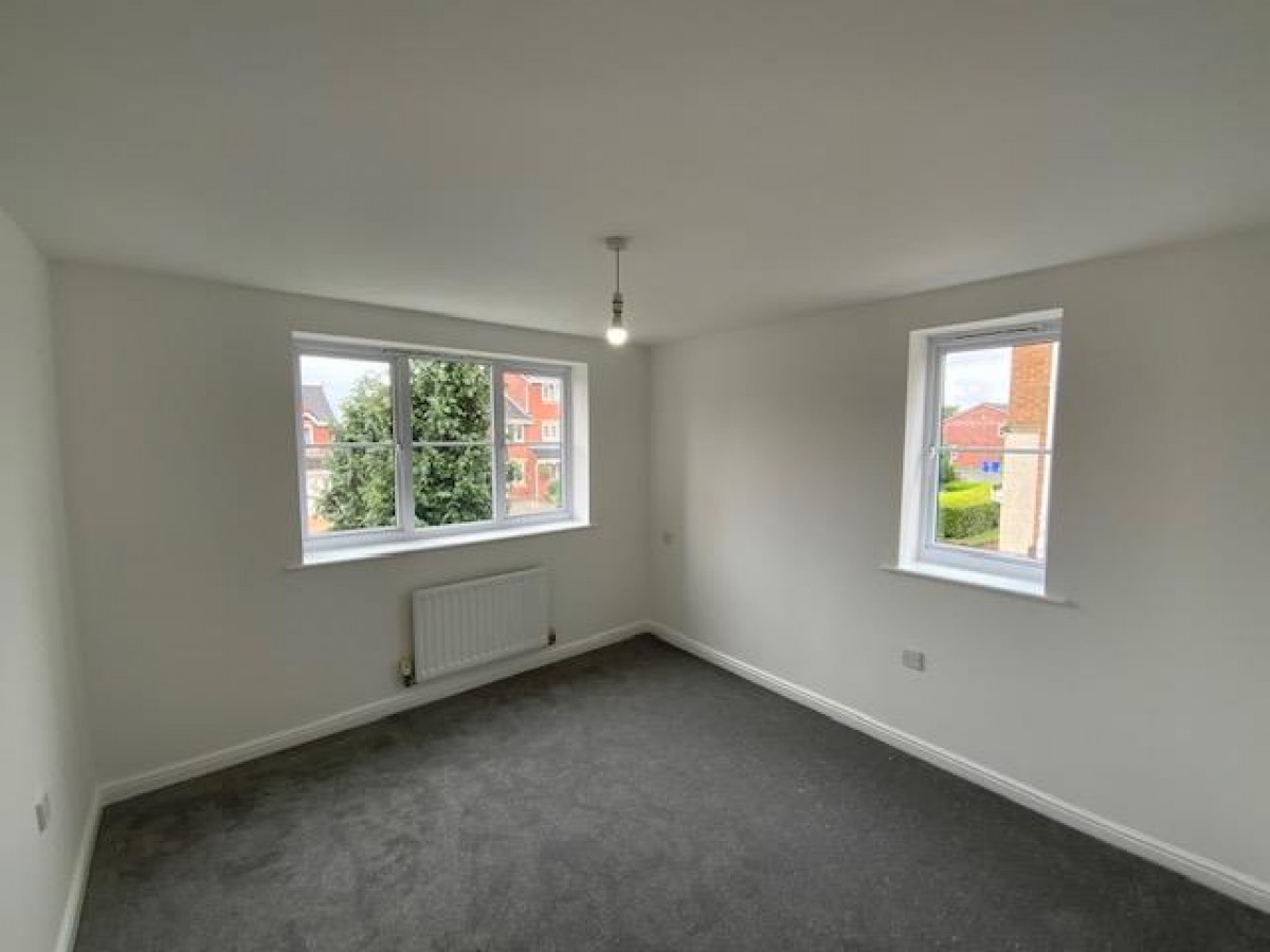 Regency Gardens, Hyde