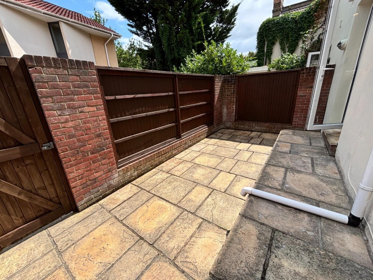 Villiers Road, Easton, Bristol BS5 0JH