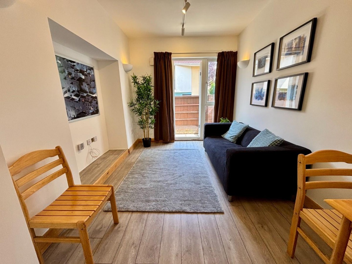 Villiers Road, Easton, Bristol BS5 0JH