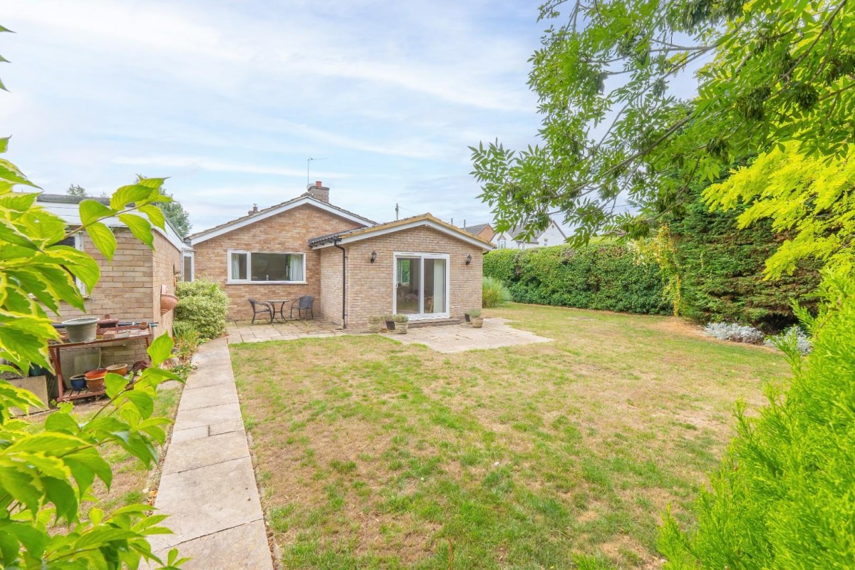 Greenacres, Cheddington Road, Pitstone