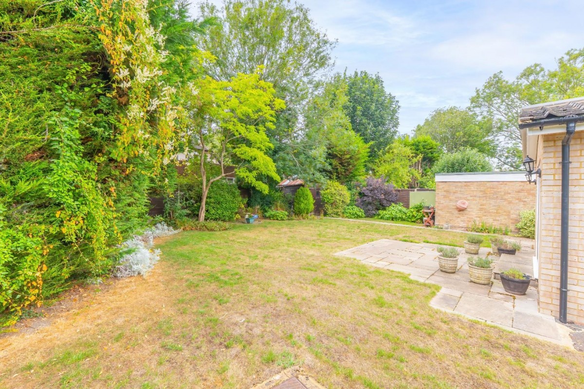 Greenacres, Cheddington Road, Pitstone