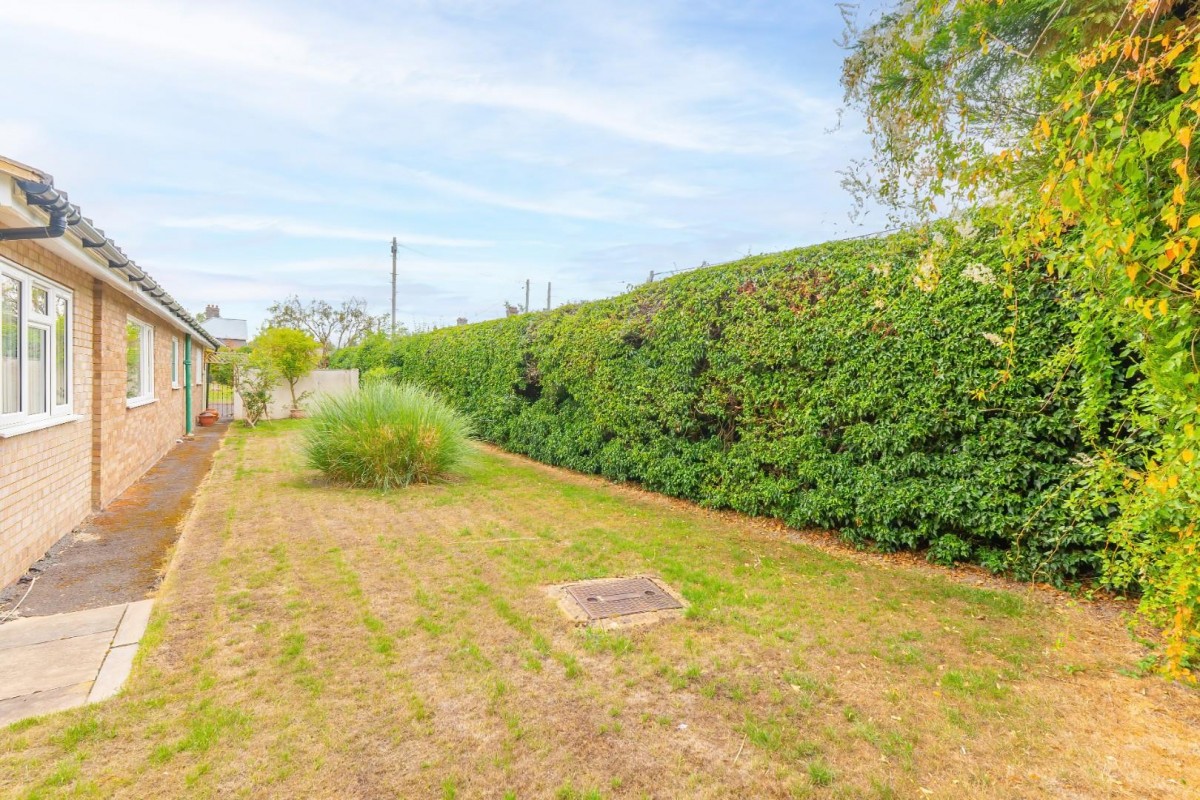 Greenacres, Cheddington Road, Pitstone