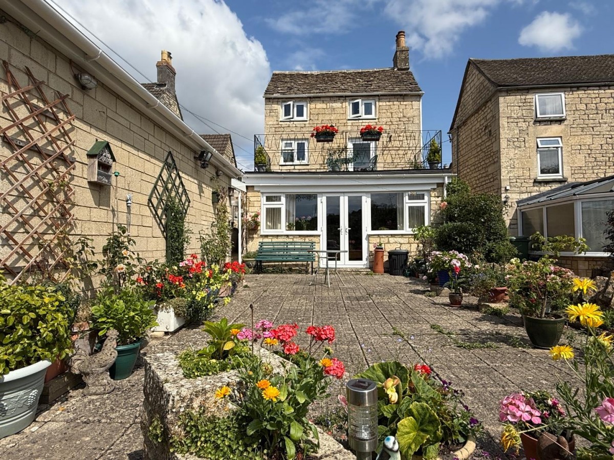 Park Road, Nailsworth, GL6 0HS