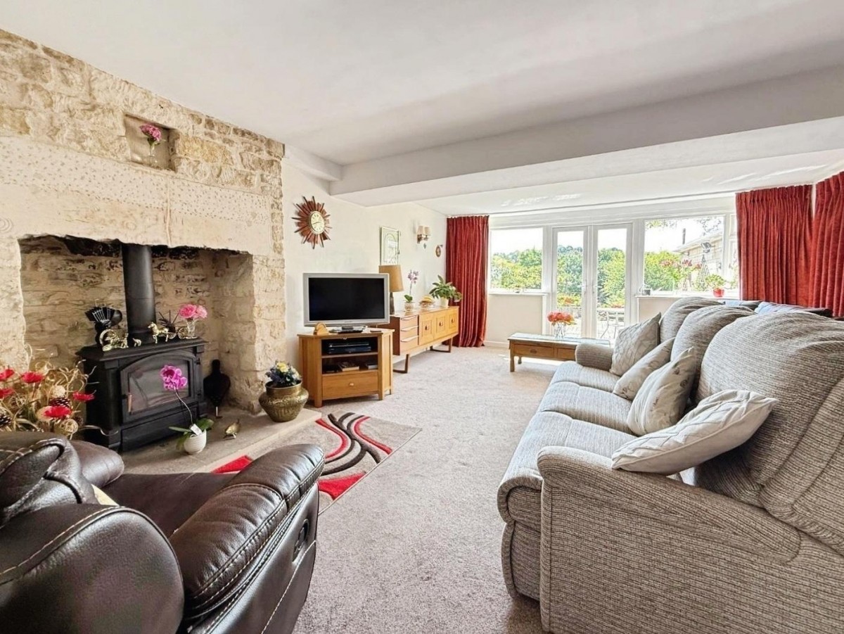 Park Road, Nailsworth, GL6 0HS