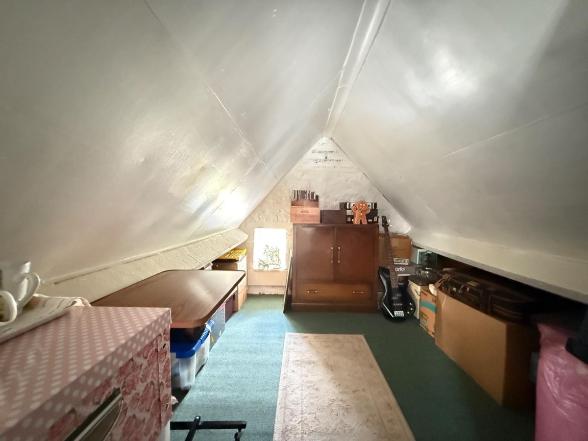 Park Road, Nailsworth, GL6 0HS