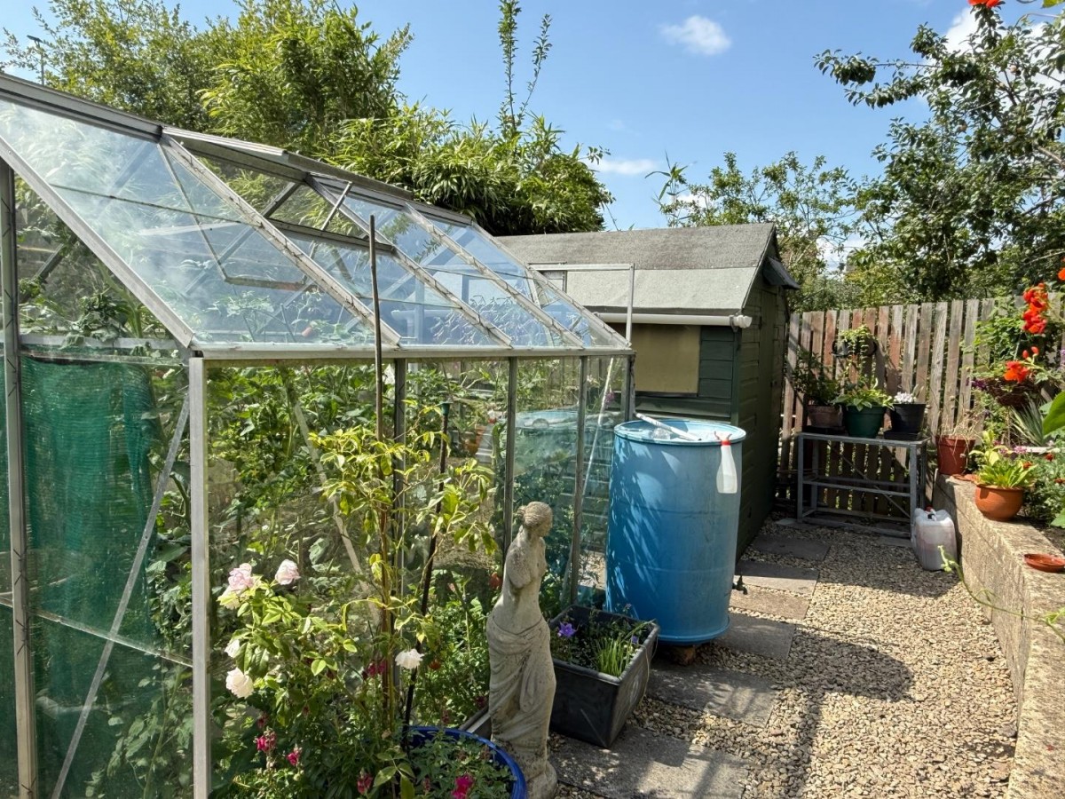 Park Road, Nailsworth, GL6 0HS