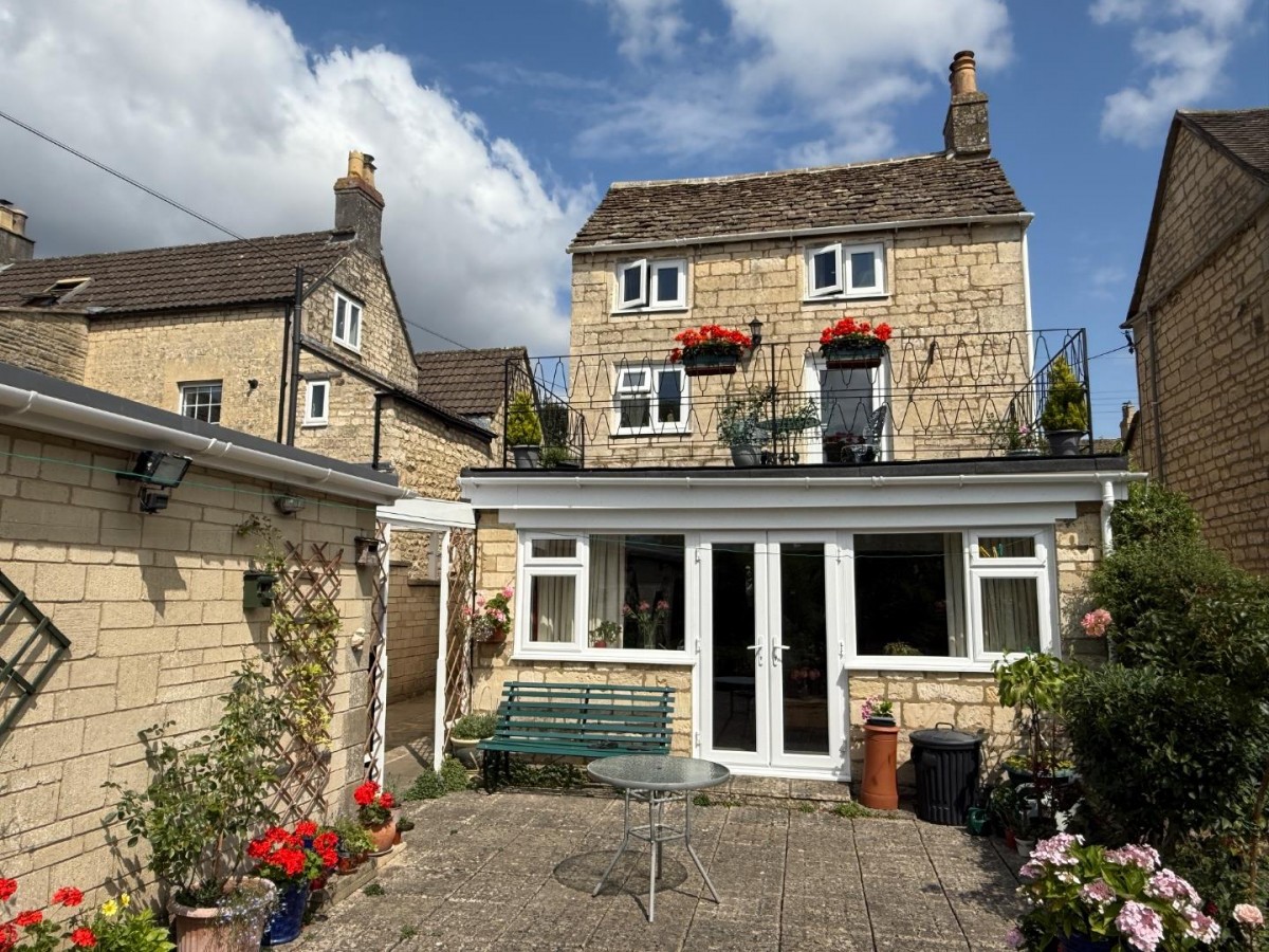 Park Road, Nailsworth, GL6 0HS