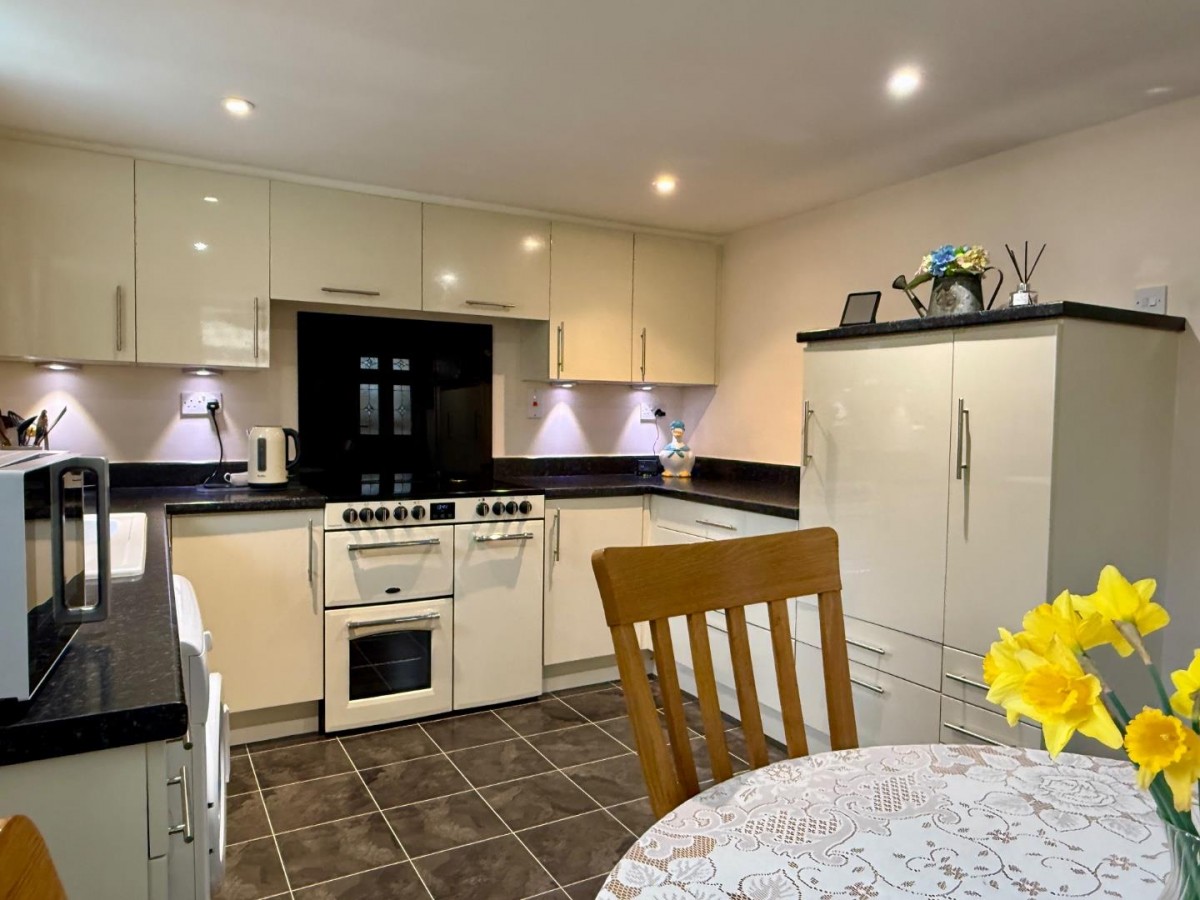 Park Road, Nailsworth, GL6 0HS