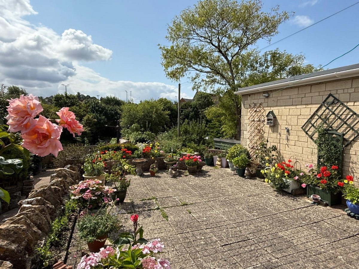 Park Road, Nailsworth, GL6 0HS