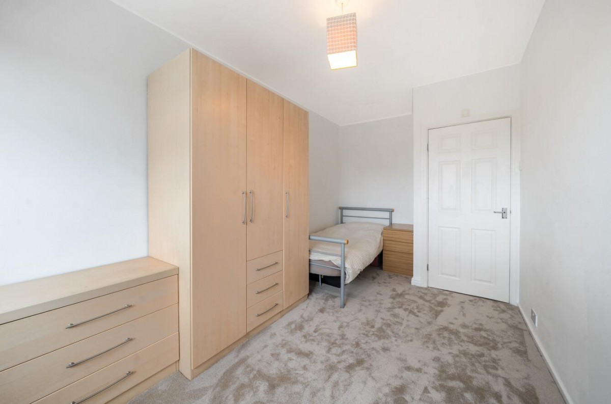St. Margarets Avenue, Horsforth, LS18